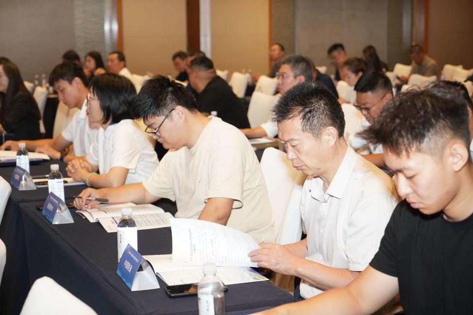 羽毛球, 细则做了重 羽毛球, 细则做了重