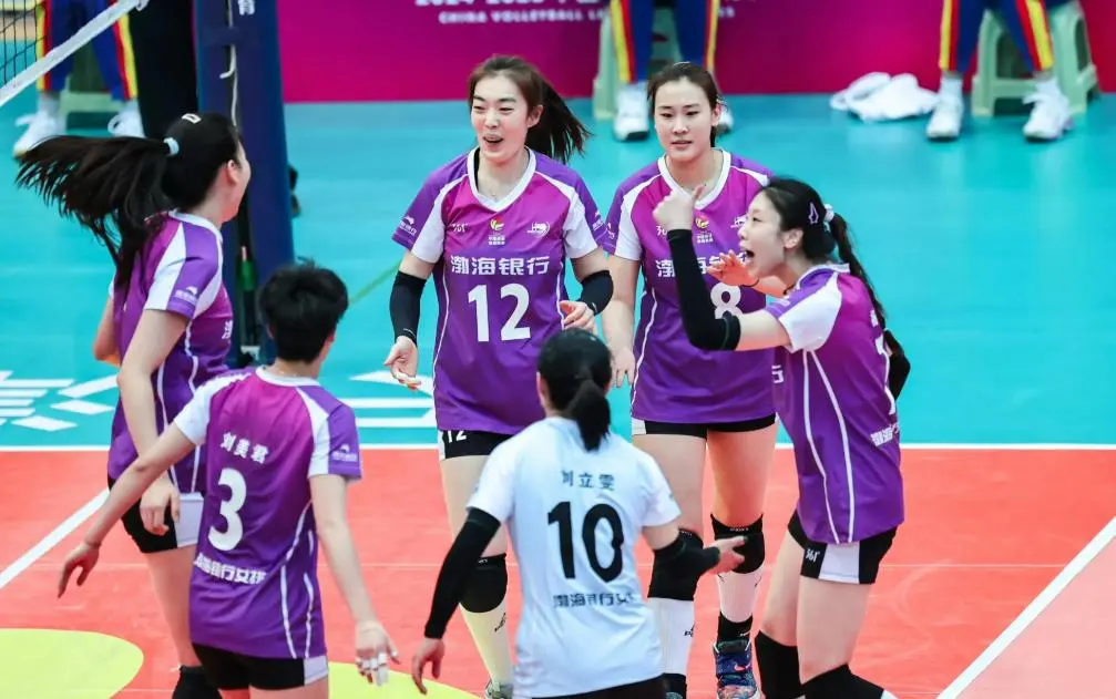 AA, 女排和香港 AA, 女排和香港