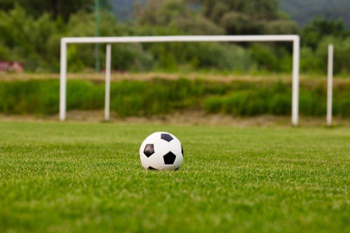 截至, 足球发展带