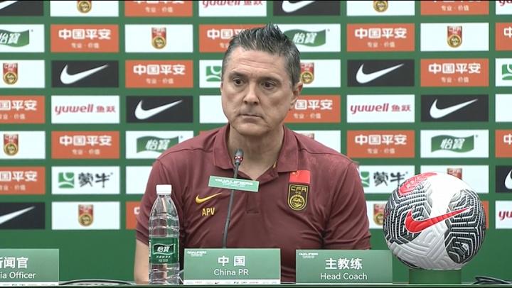 比外面的球, 发湿了, 备战时间受 比外面的球, 发湿了, 备战时间受