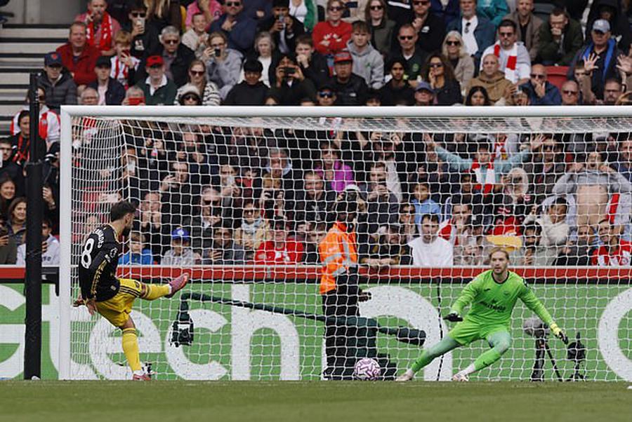 他的职业生, B费本赛季, 对于曼联备 他的职业生, B费本赛季, 对于曼联备